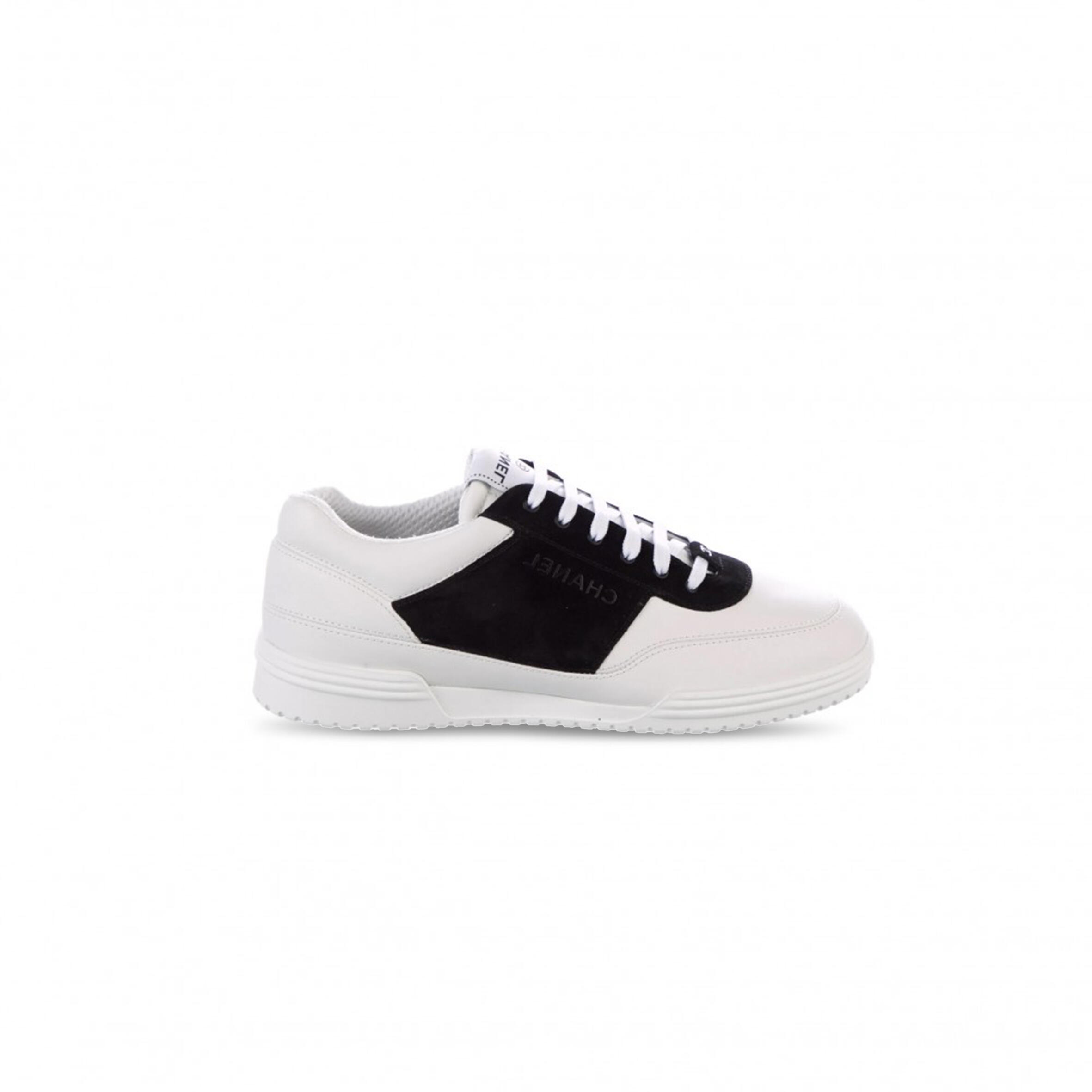 CHANEL 2024 INTERLOCKING CC LOGO SNEAKERS G34360